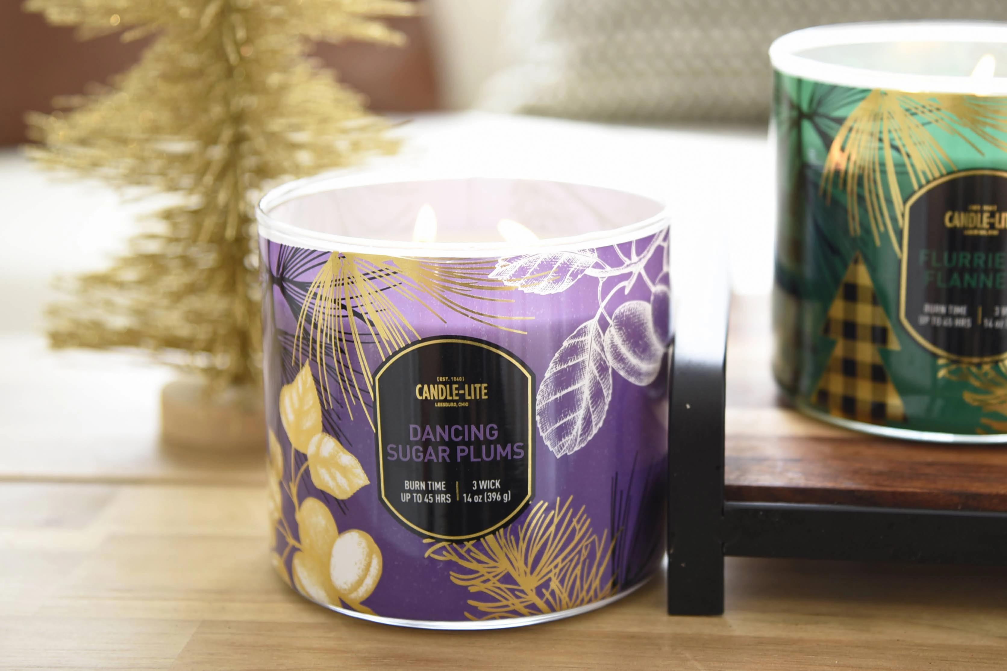 Dancing Sugar Plums 3-wick 14oz Jar Candle
