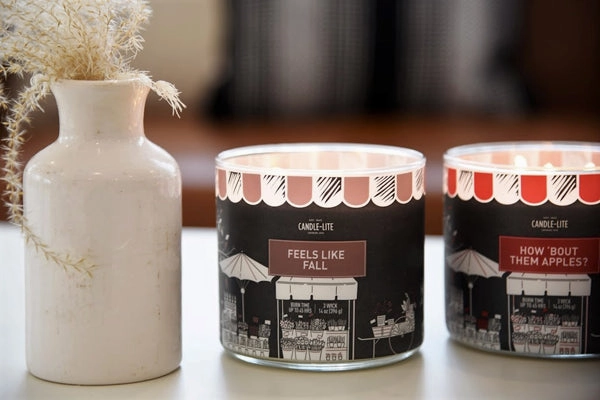 Feels Like Fall 3-wick 14oz Jar Candle