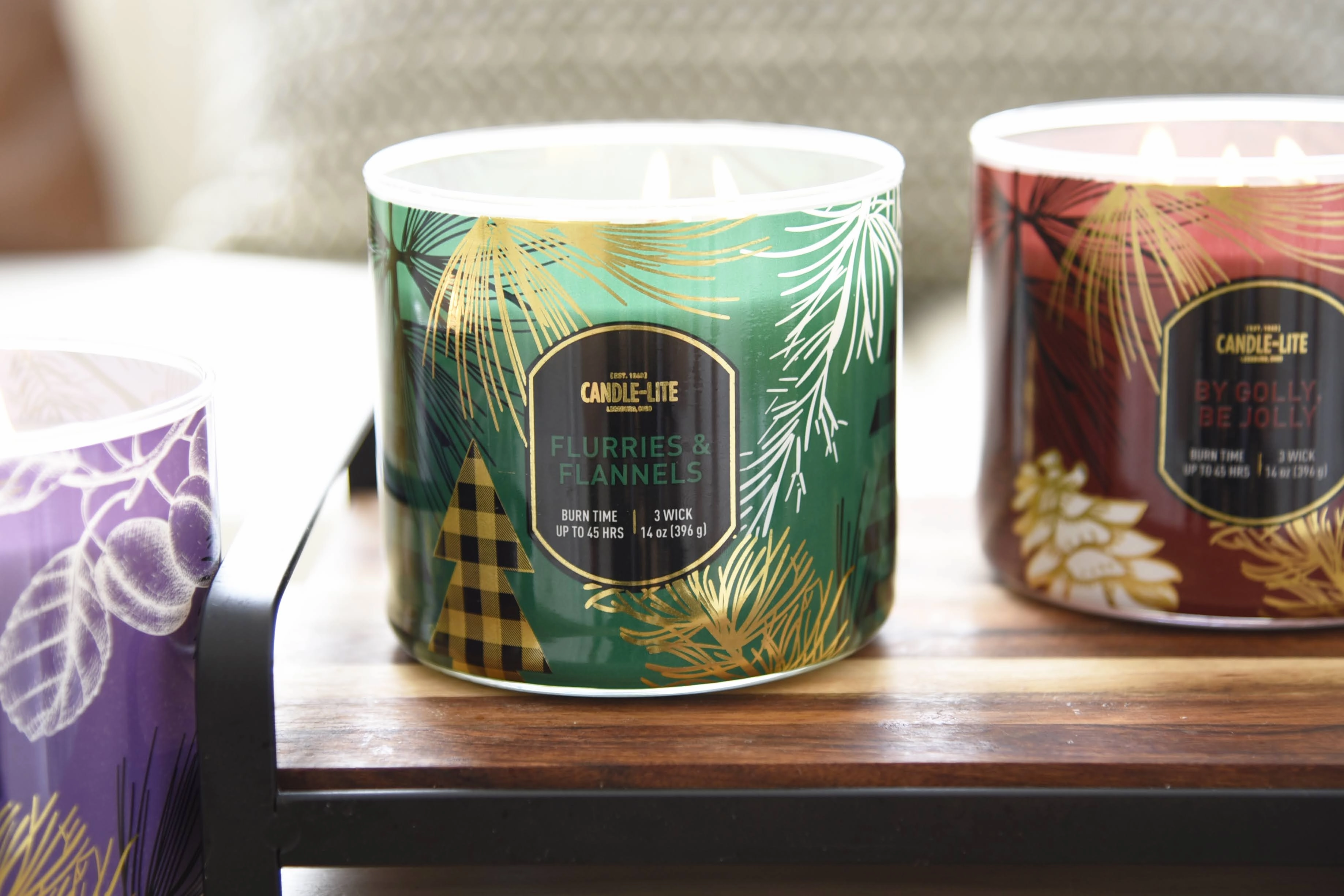 Flurries & Flannels 3-wick 14oz Jar Candle