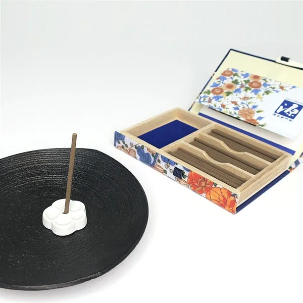KYARA KIKU BOTAN - Premium Aloeswood