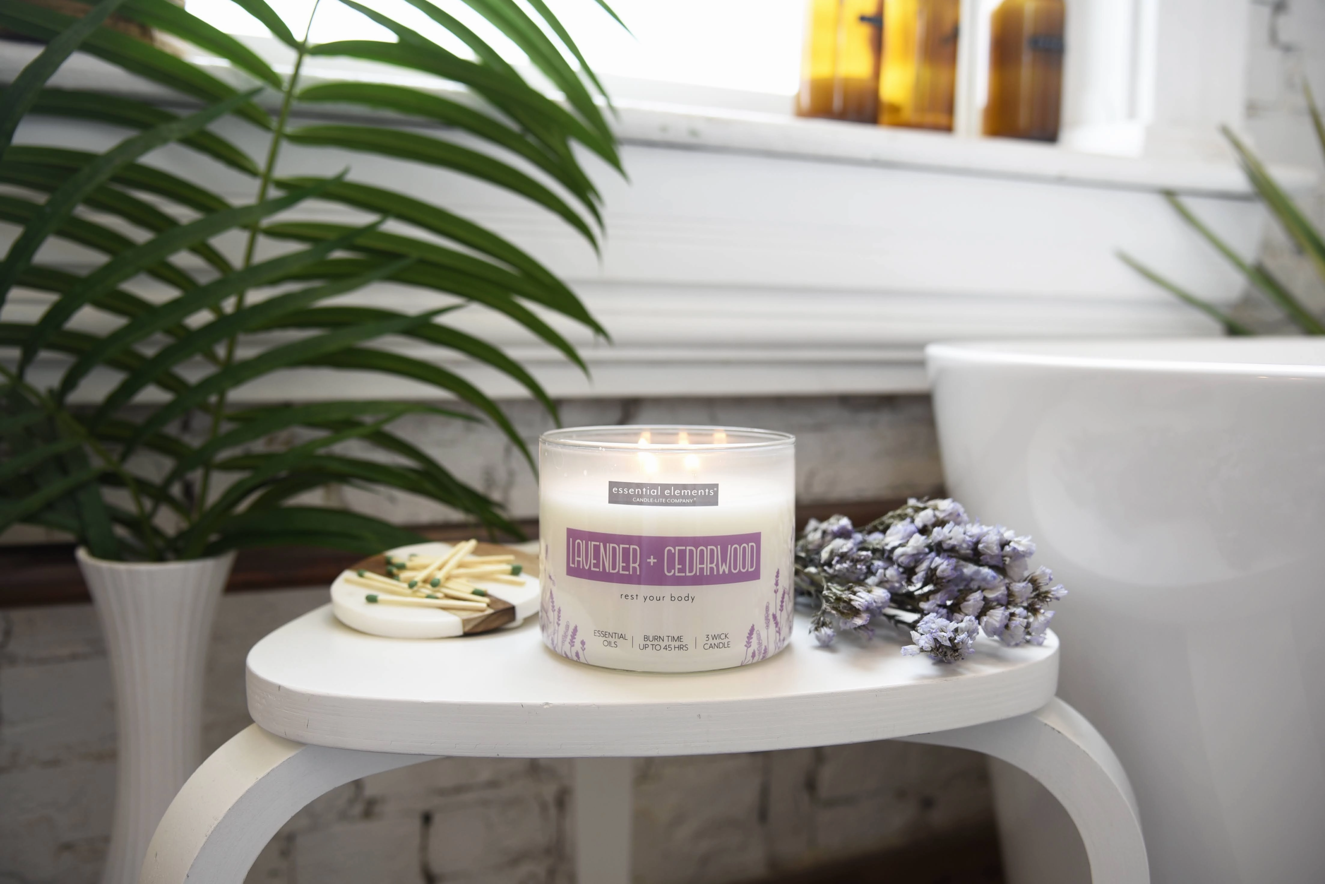 Lavender & Cedarwood 3-wick 14.75oz Jar Candle