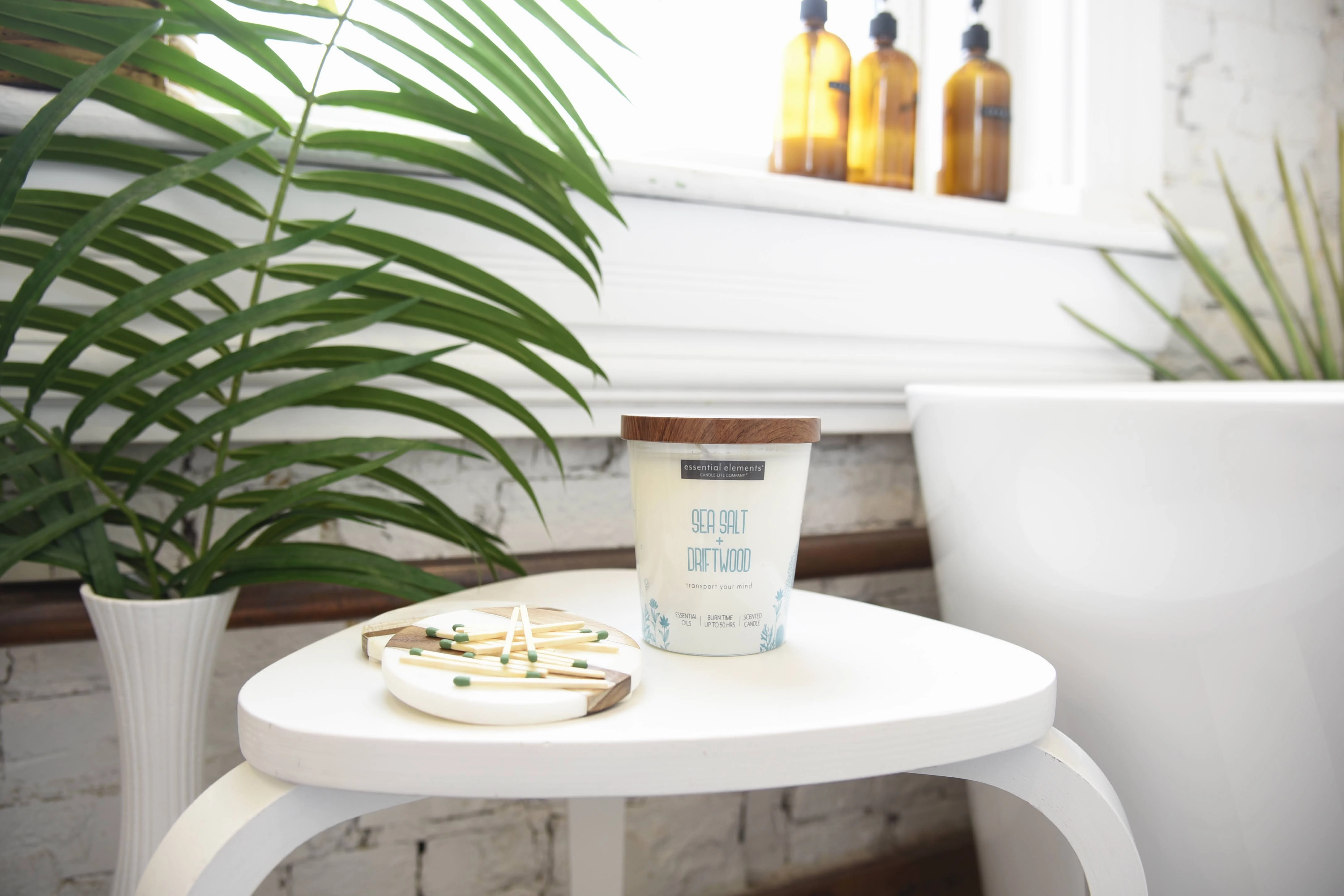 Sea Salt & Driftwood 9oz Jar Candle