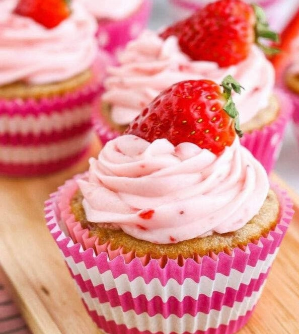 Strawberry Cupcake (Reformulated 4/27/25*)- Premium Fragrance Oil
