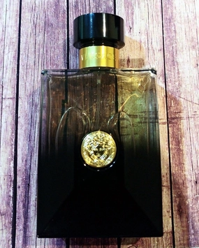 Versace OUD NOIR