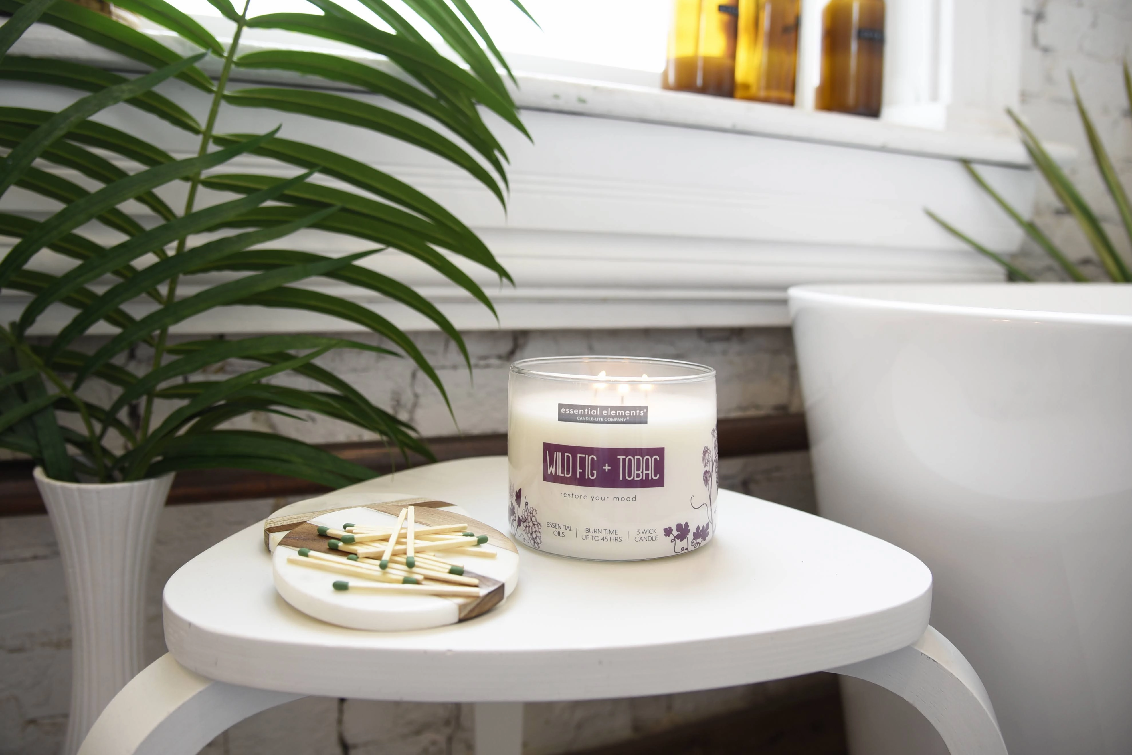 Wild Fig & Tobac 3-wick 14.75oz Jar Candle